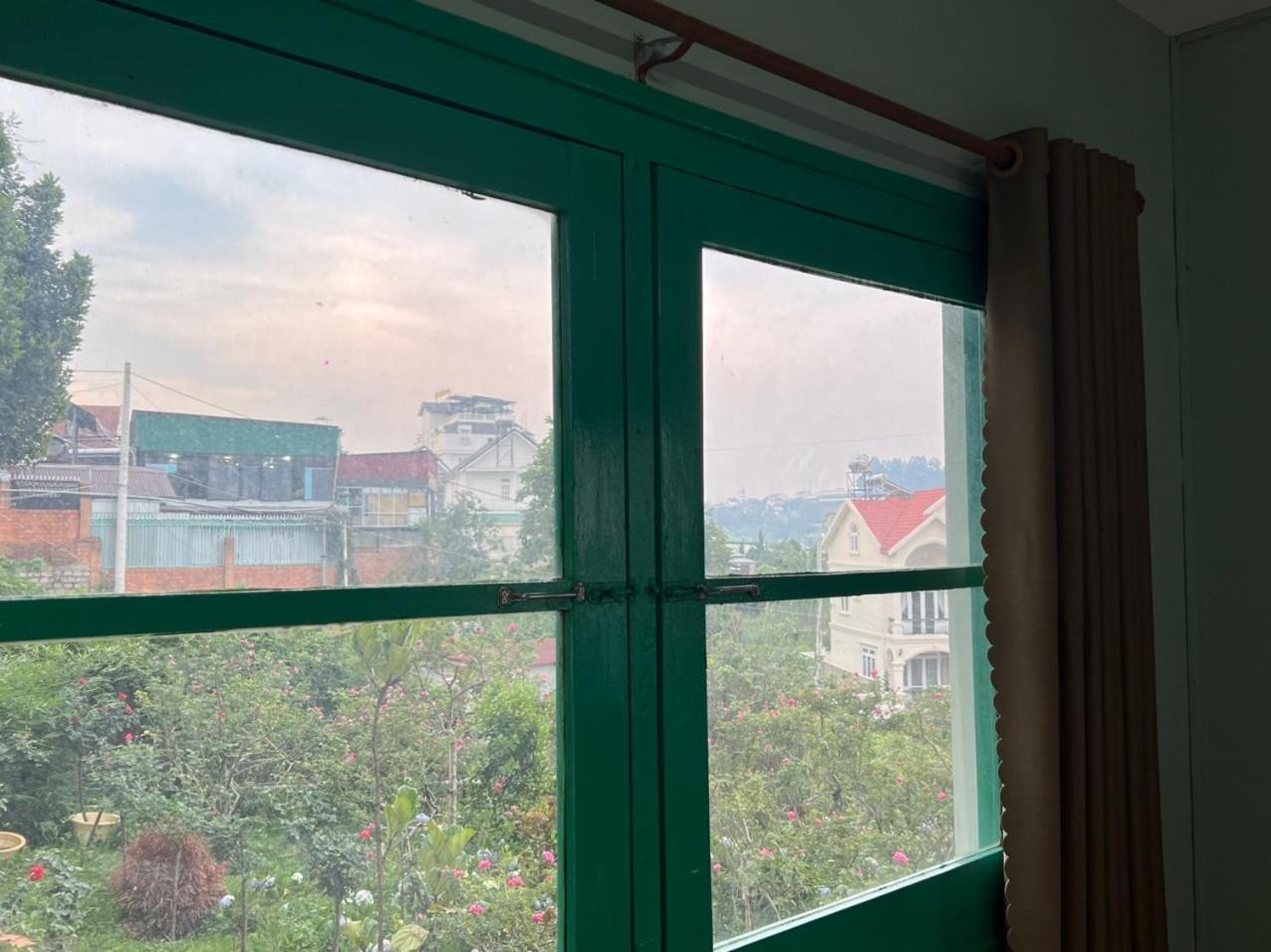 Homestay Khu Vuon Hoang Gia Да Лат Екстериор снимка